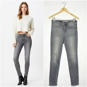 Athleta Sculptek Skinny Jeans Gray Wash Size 6 Mid Rise Performance Denim